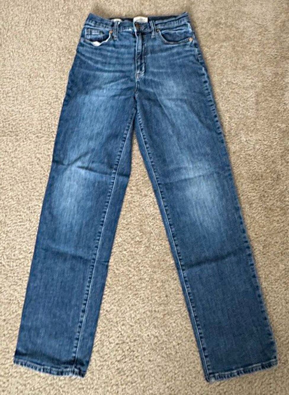 Universal Thread Womens 2 26R Vintage Straight High Rise Stretch Jeans Blue